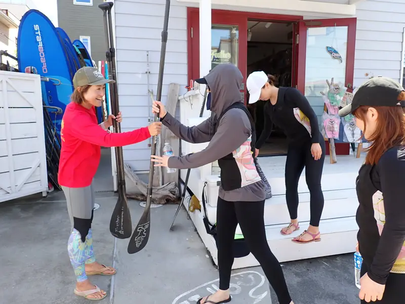 パドル準備を整え逗子海岸へ