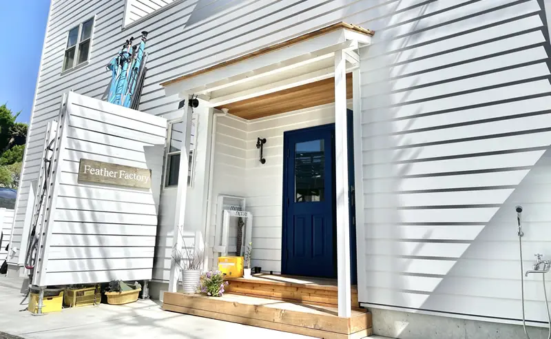 フェザーファクトリー 逗子ウインドサーフィン店外観