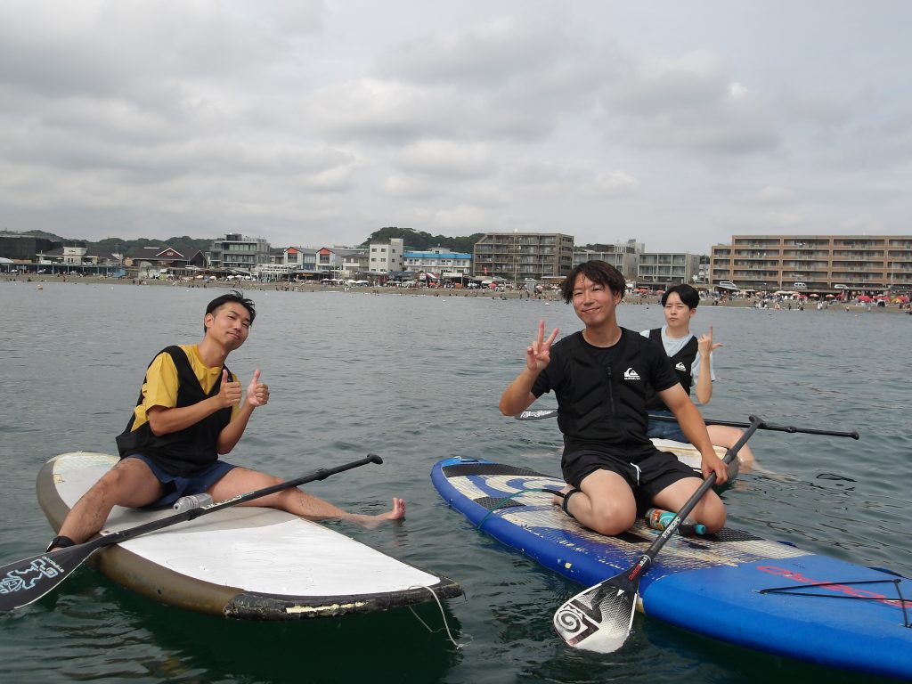 逗子海岸サップスクールの様子