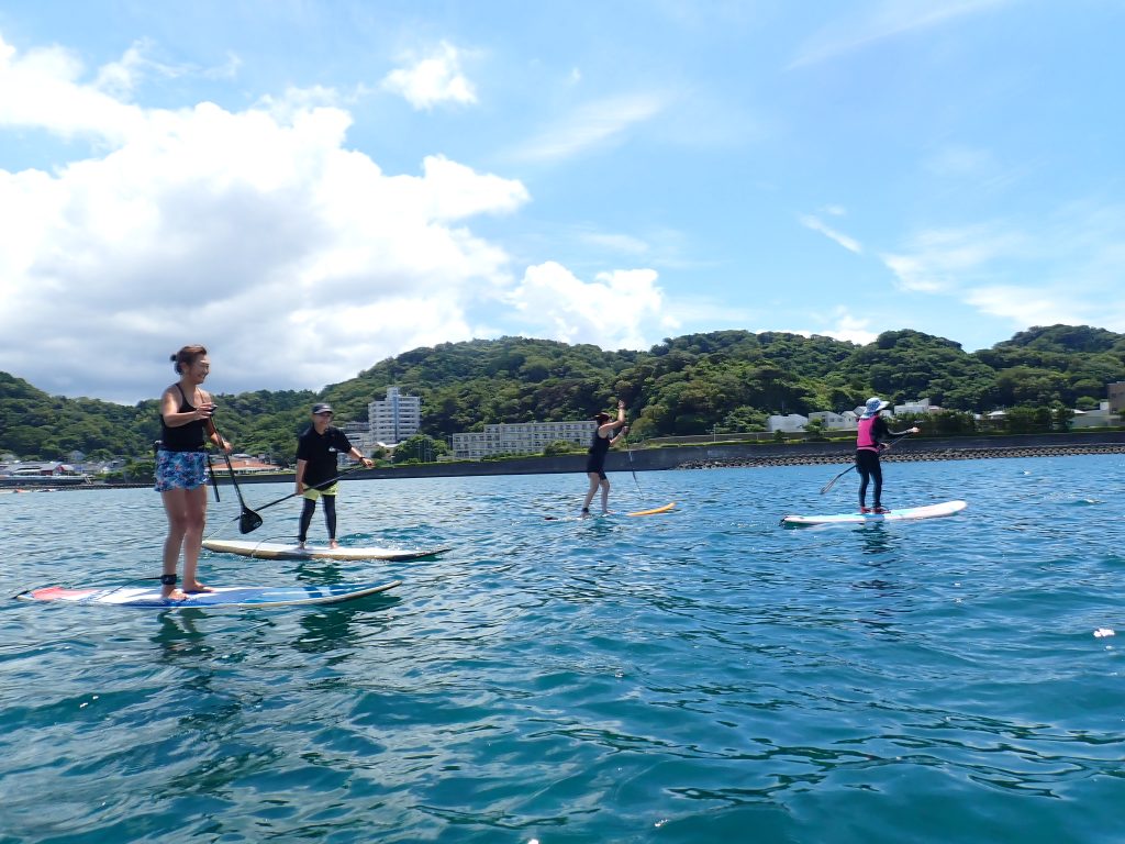 逗子湾サップスクール風景