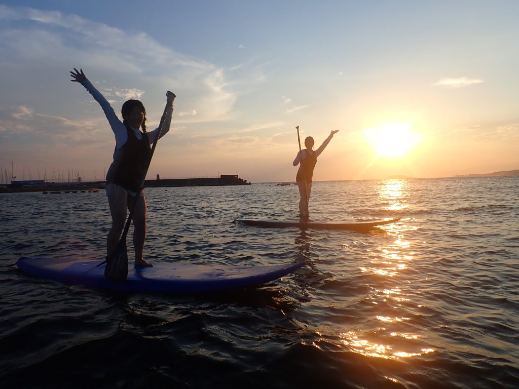 夕方サップサンセットサップ逗子海岸