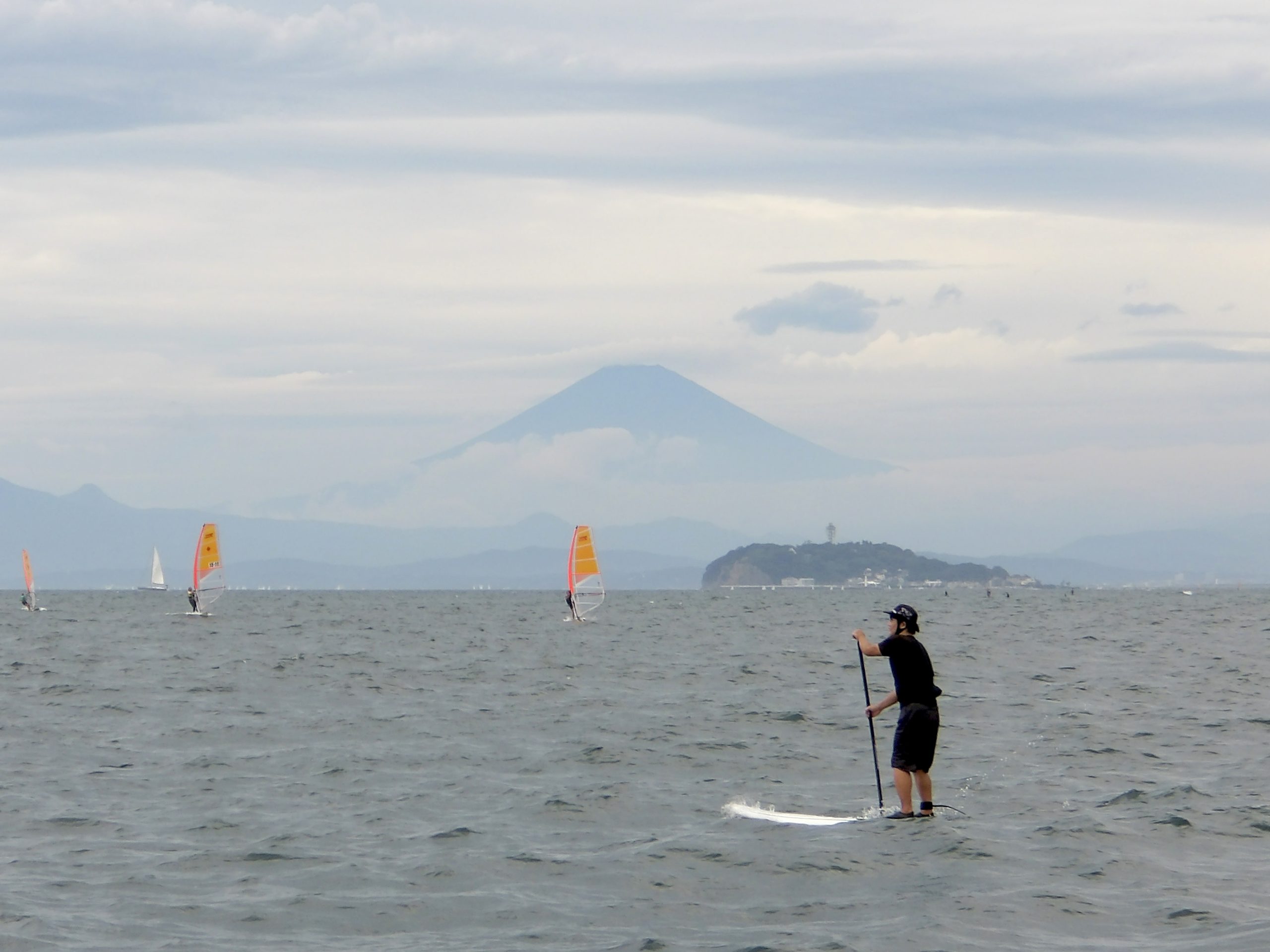 サップと富士山