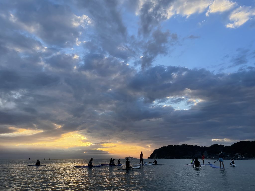 夕方サップスクールの風景逗子