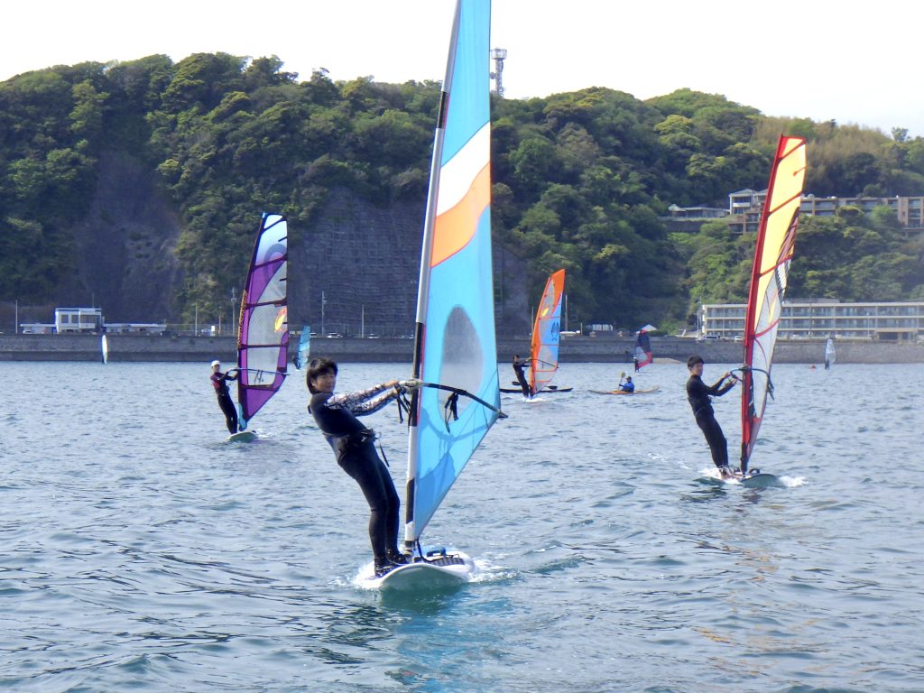 南風で気持ちよくセイリング