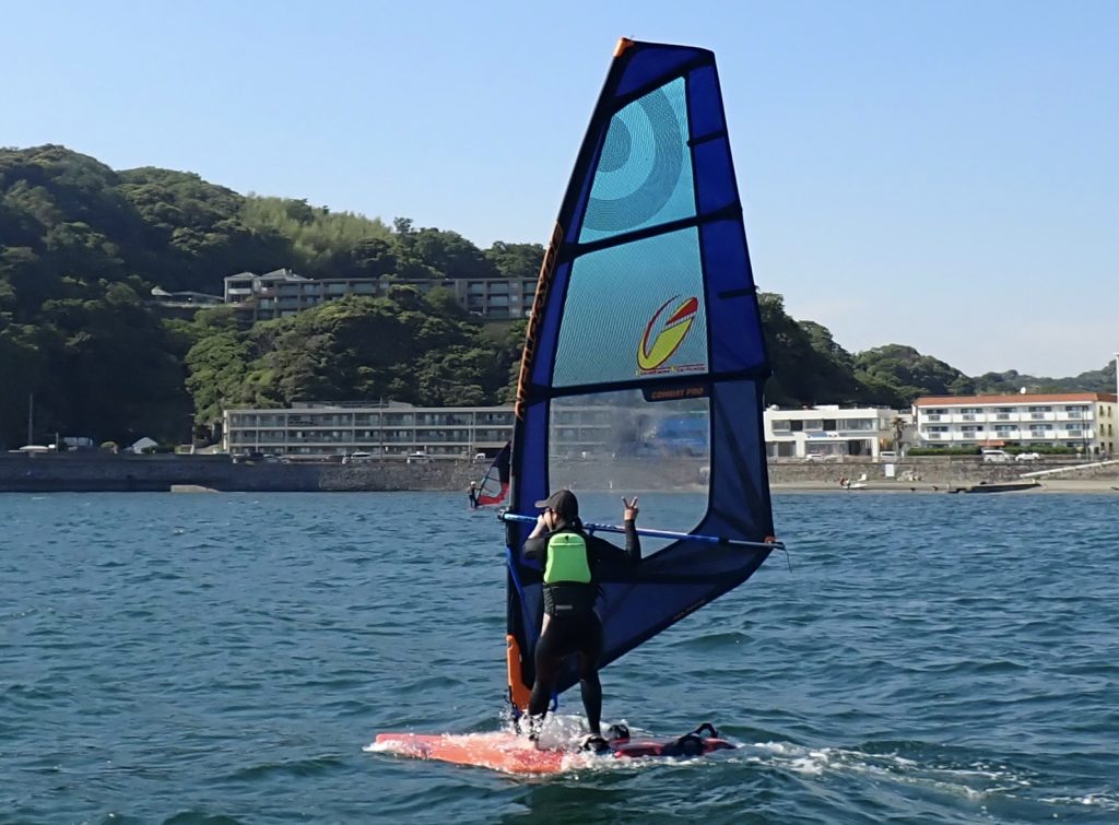 ウインドサーフィン、逗子海岸