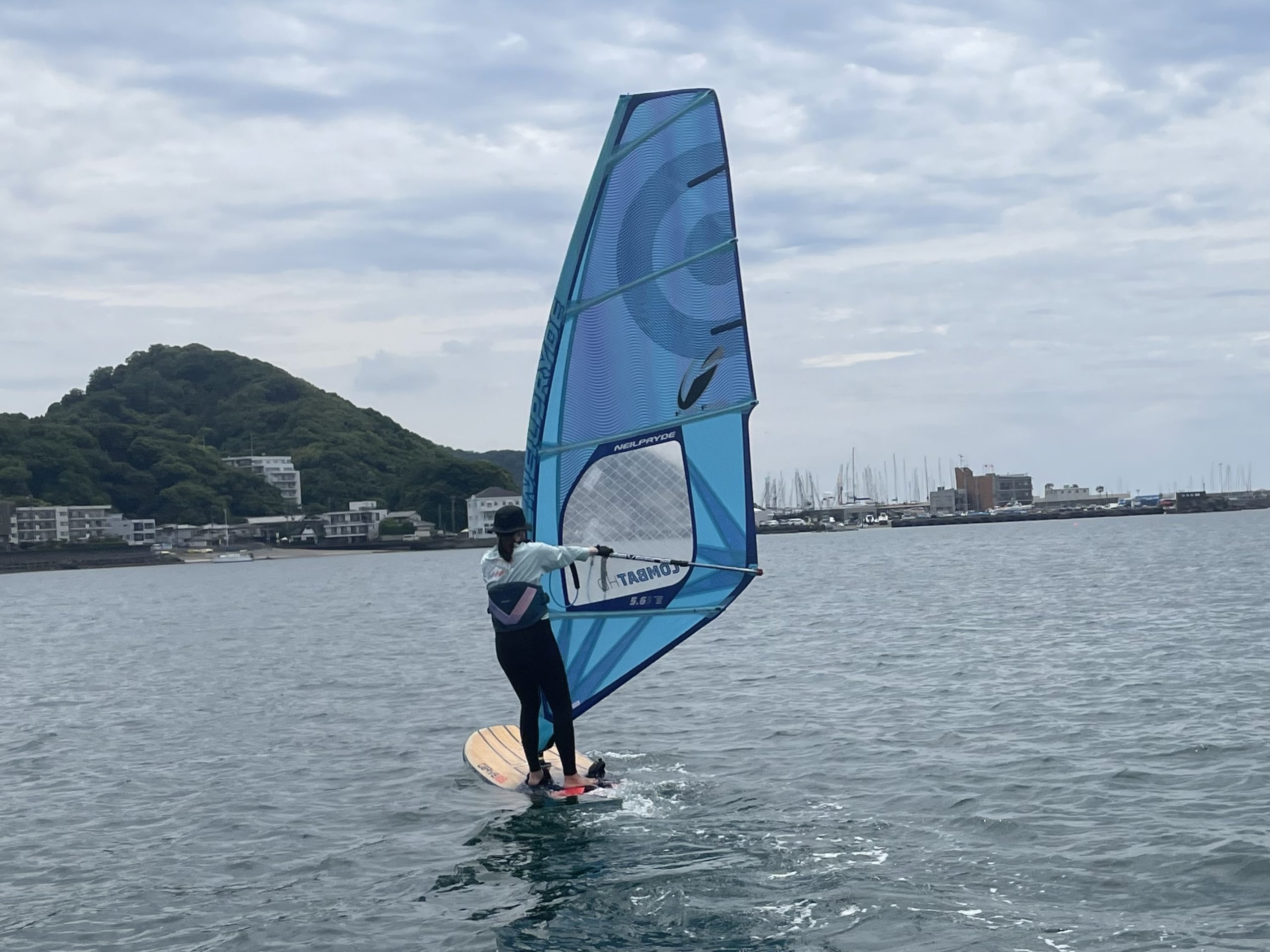 逗子海岸　ウインドサーフィン