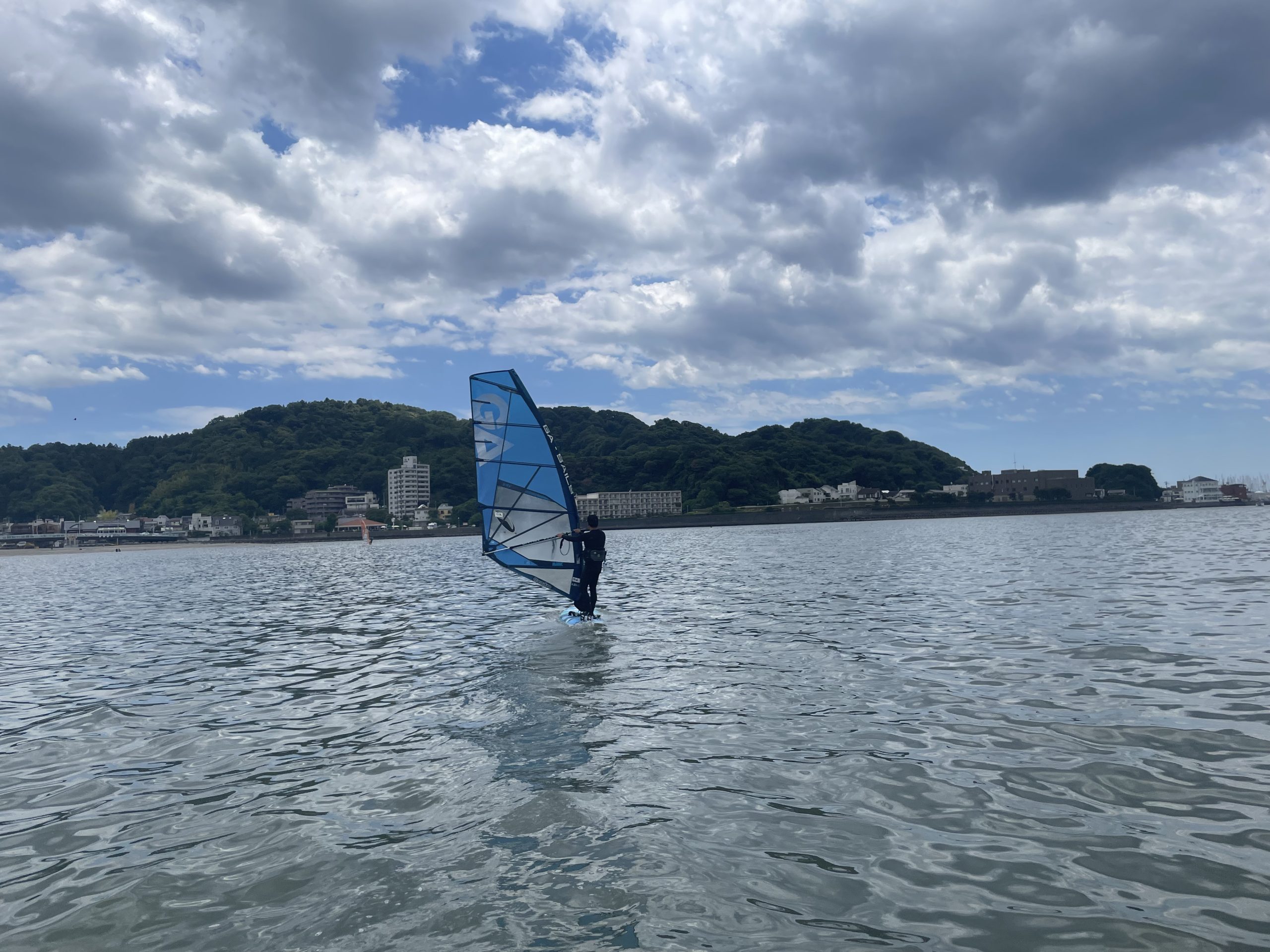 逗子海岸　ウインドサーフィン