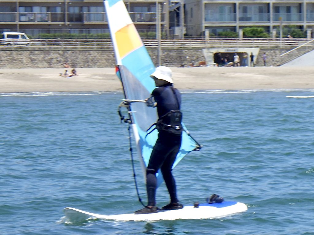 ウインドサーフィン