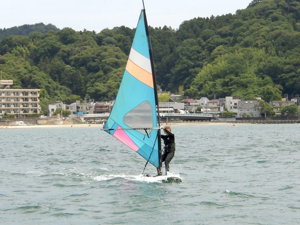 逗子海岸　ウインドサーフィン