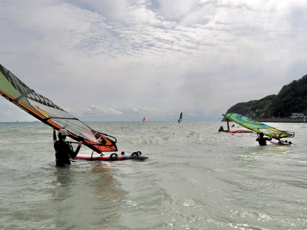 逗子海岸　ウインドサーフィン