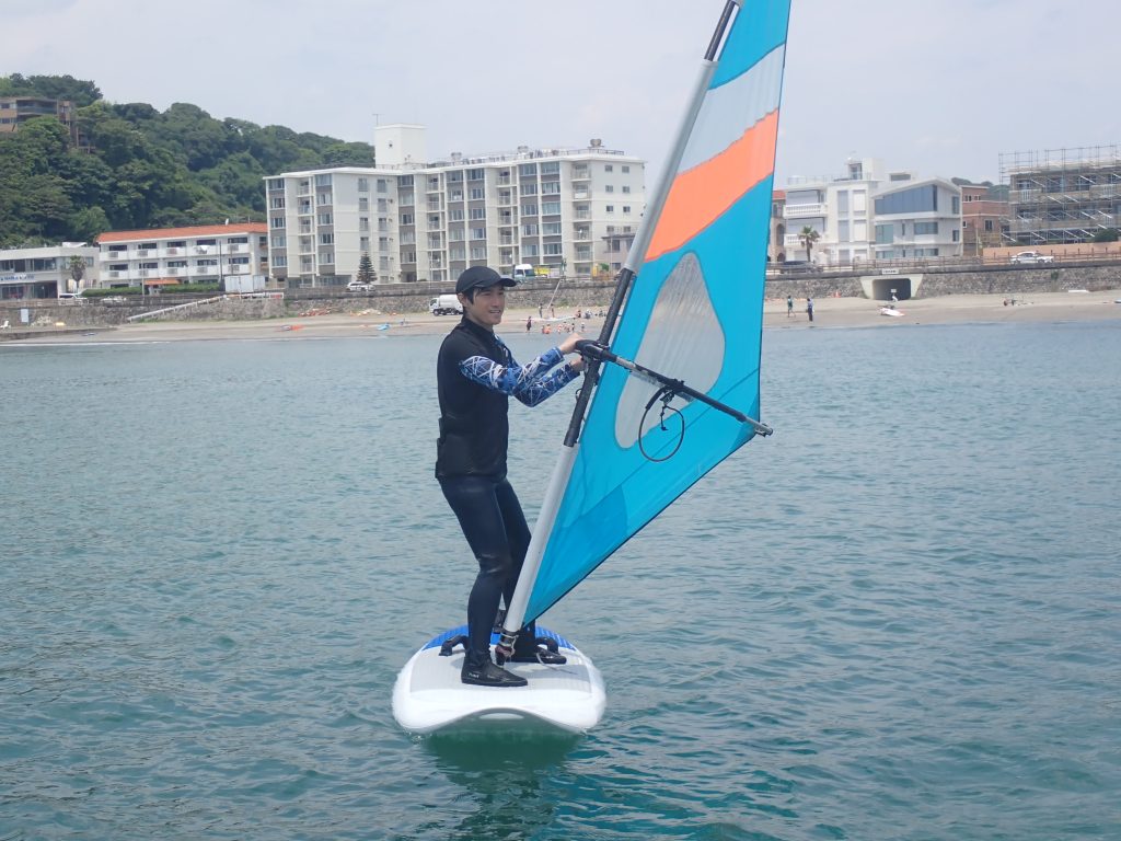 逗子海岸　ウインドサーフィン