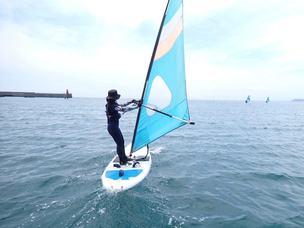 逗子海岸　ウインドサーフィン