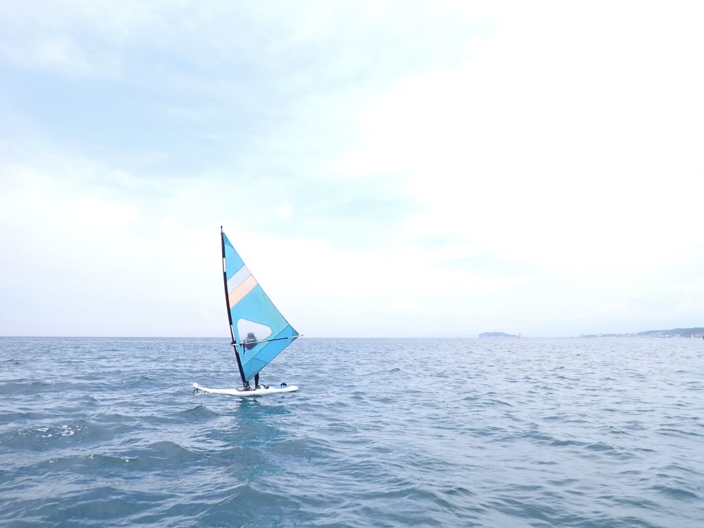 逗子海岸　ウインドサーフィン
