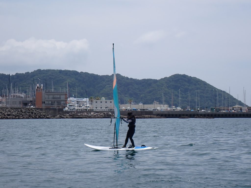 逗子海岸　ウインドサーフィン