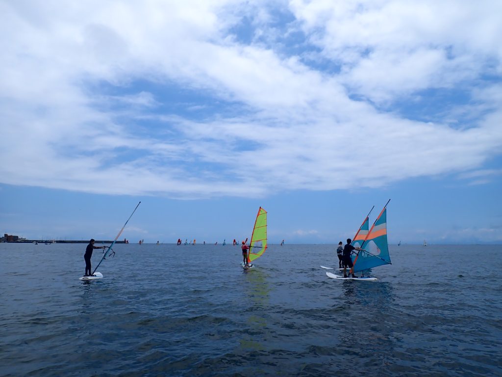 逗子海岸　ウインドサーフィン体験