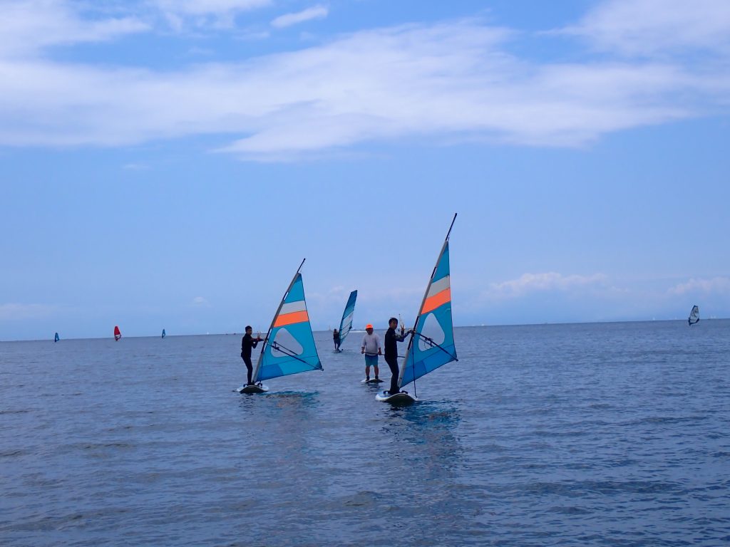 逗子海岸　ウインドサーフィン体験