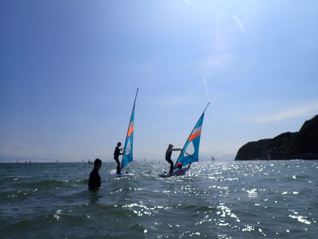 逗子海岸　ウインドサーフィン体験