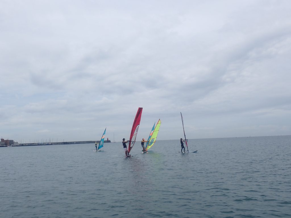 逗子海岸 ウインドサーフィンスクール