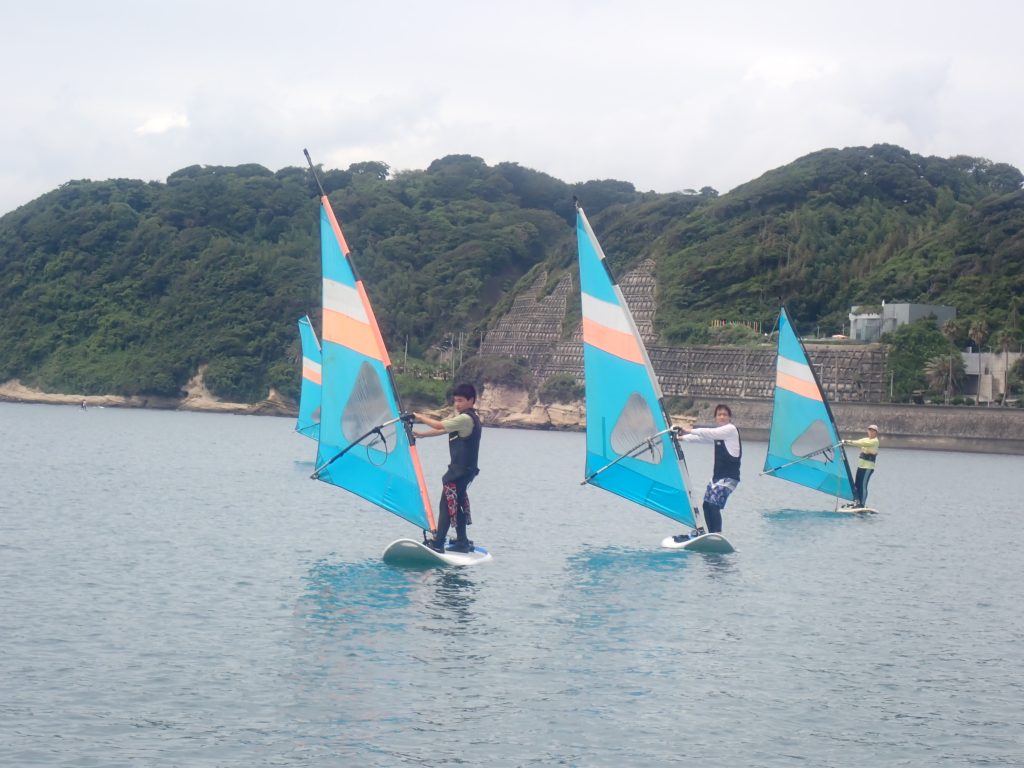 逗子海岸 ウインドサーフィン体験