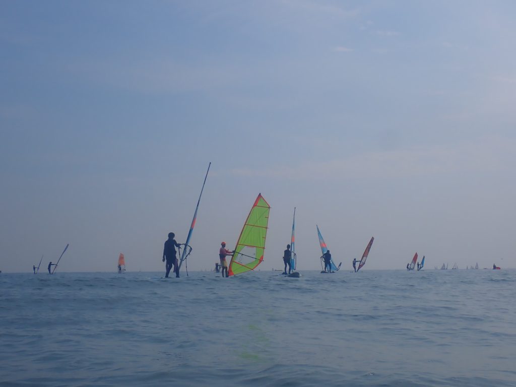 逗子海岸 ウインドサーフィンスクール
