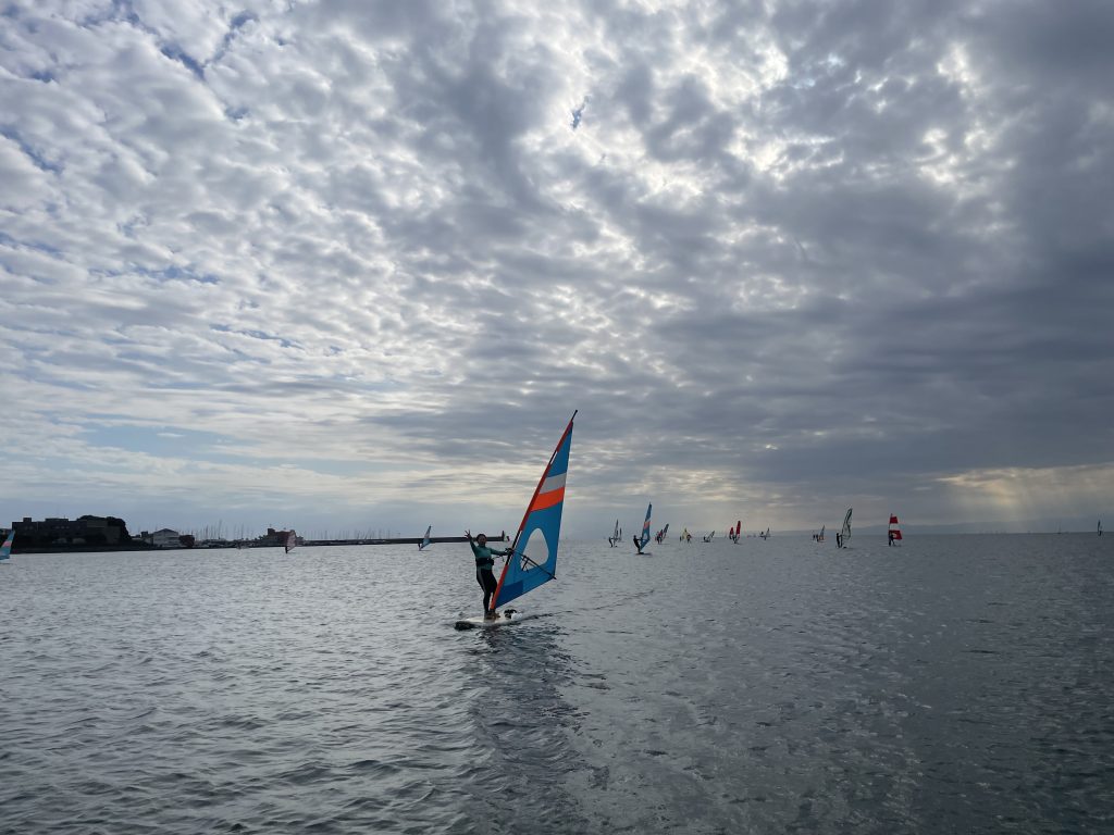 逗子海岸 ウインドサーフィンスクール