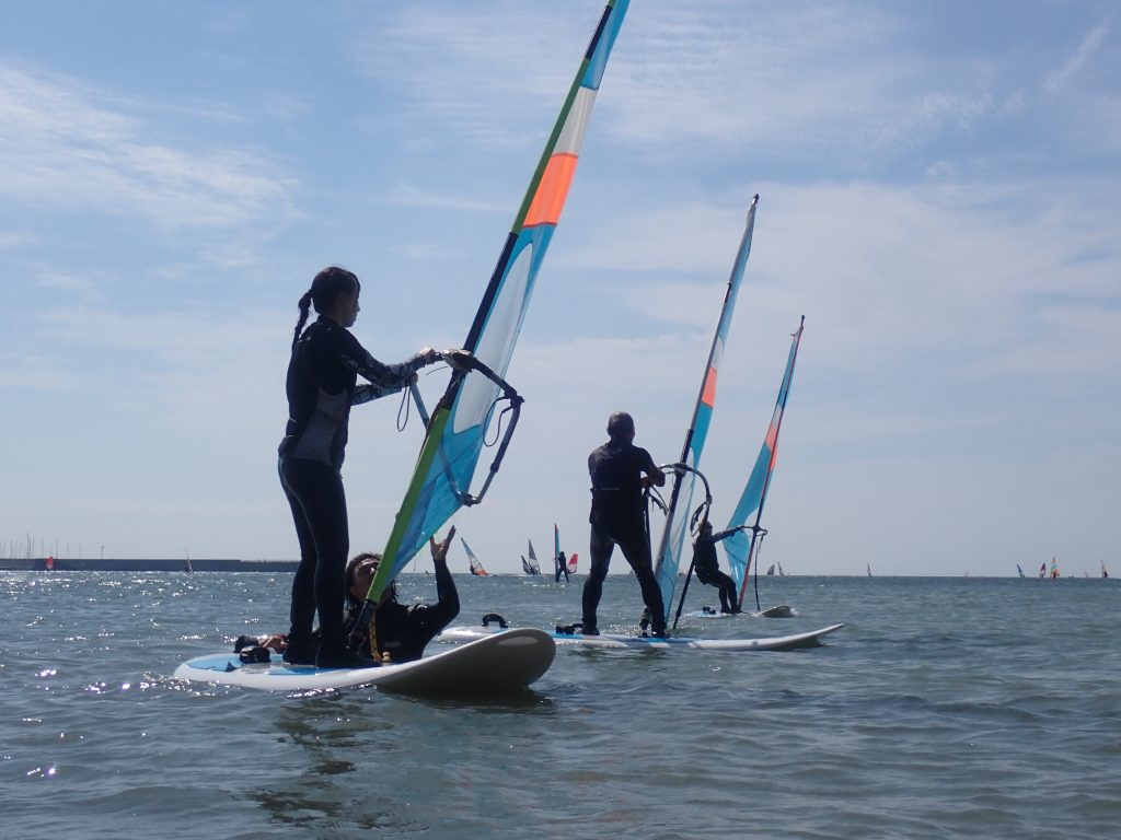 逗子海岸 ウインドサーフィン体験